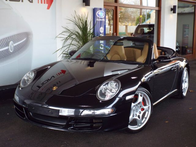 PORSCHE 911 C2S 3.8 CABRIOLET